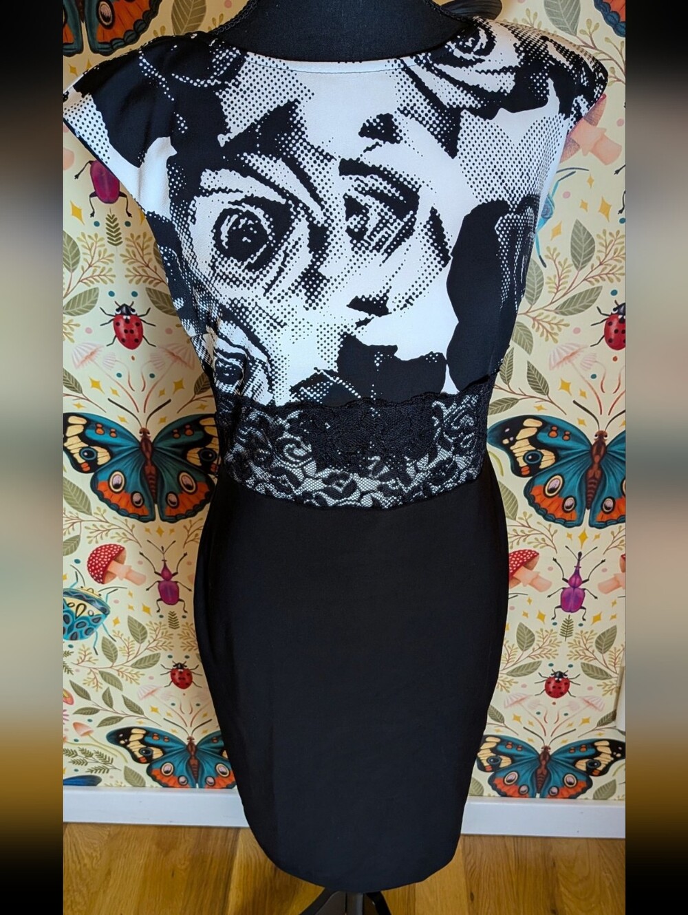 Joseph Ribkoff Black & White Lace Waist Sheath Dress, Size 6
